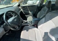 2013 Hyundai Sonata in Longwood, FL 32750 - 2194455 15