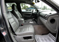 2004 Porsche Cayenne in Tampa, FL 33604-6914 - 2194480 45