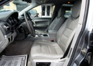 2004 Porsche Cayenne in Tampa, FL 33604-6914 - 2194480 62