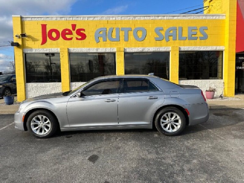 2015 Chrysler 300 in Indianapolis, IN 46222-4002 - 2211691