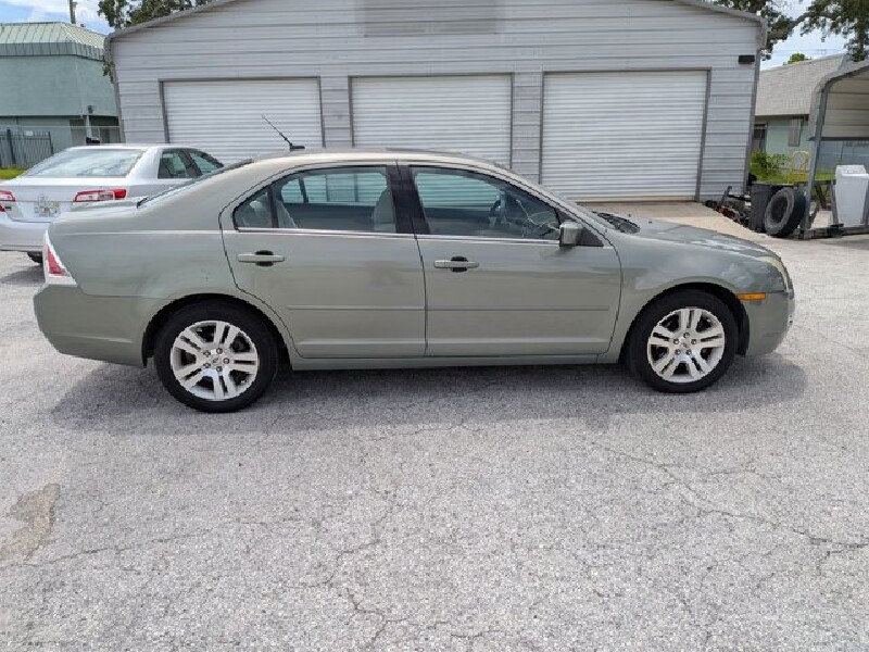 2009 Ford Fusion in Hudson, FL 34669 - 2225186