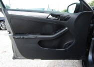 2016 Volkswagen Jetta in Tampa, FL 33604-6914 - 2231432 15