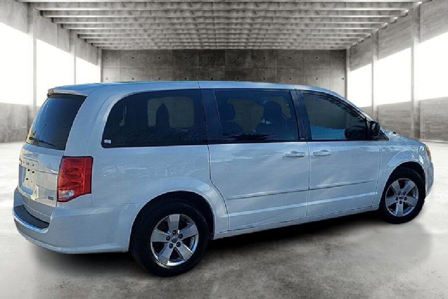 2013 Dodge Grand Caravan in tucson, AZ 85719 - 2292930