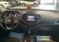 2019 Jeep Cherokee in Chicago, IL 60659 - 2299857 20