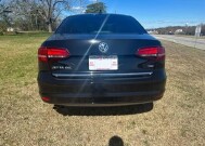 2017 Volkswagen Jetta in Commerce, GA 30529 - 2299919 39