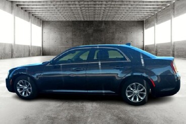 2015 Chrysler 300 in tucson, AZ 85719