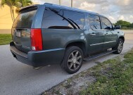 2008 Cadillac Escalade ESV in Pompano Beach, FL 33064 - 2304376 5