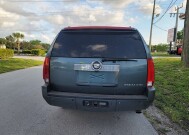 2008 Cadillac Escalade ESV in Pompano Beach, FL 33064 - 2304376 8
