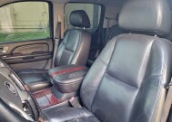 2008 Cadillac Escalade ESV in Pompano Beach, FL 33064 - 2304376 9
