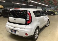 2019 Kia Soul in Chicago, IL 60659 - 2308909 5