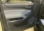 2015 Chevrolet Tahoe in Chicago, IL 60659 - 2311142 9