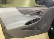 2016 Chevrolet Malibu in Chicago, IL 60659 - 2315010 9