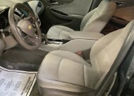 2016 Chevrolet Malibu in Chicago, IL 60659 - 2315010 10