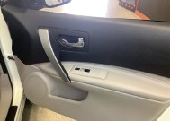 2013 Nissan Rogue in Chicago, IL 60659 - 2317685 21