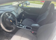 2018 Chevrolet Cruze in Commerce, GA 30529 - 2318237 16