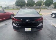 2019 Hyundai Elantra in Longwood, FL 32750 - 2324397 3
