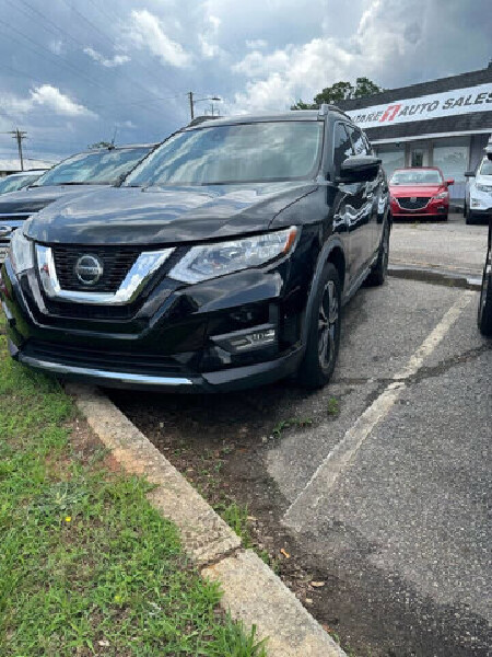 2018 Nissan Rogue in Commerce, GA 30529 - 2325944