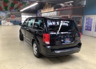 2015 Dodge Grand Caravan in Chicago, IL 60659 - 2327088 3