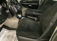 2015 Dodge Grand Caravan in Chicago, IL 60659 - 2327088 10