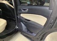 2019 Ford Edge in Chicago, IL 60659 - 2329258 19