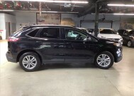 2019 Ford Edge in Chicago, IL 60659 - 2329258 6