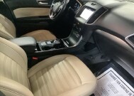 2019 Ford Edge in Chicago, IL 60659 - 2329258 23