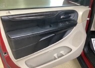 2016 Dodge Grand Caravan in Chicago, IL 60659 - 2332873 9
