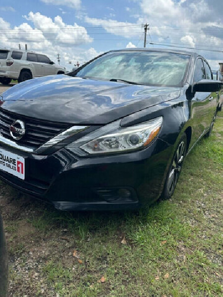 2018 Nissan Altima in Commerce, GA 30529 - 2334043