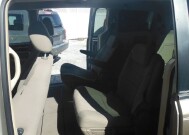 2009 Chrysler Town & Country in WEEKI WACHEE, FL 34614 - 2335951 5