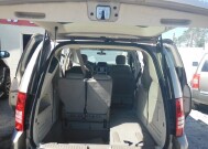 2009 Chrysler Town & Country in WEEKI WACHEE, FL 34614 - 2335951 6