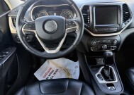 2017 Jeep Cherokee in Phoenix, AZ 85022 - 2347353 7
