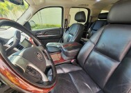 2007 Cadillac Escalade in Pompano Beach, FL 33064 - 2350868 11