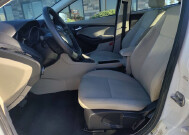 2018 Ford Focus in North Little Rock, AR 72117-1620 - 2363763 5