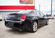 2018 Chrysler 300 in San Antonio, TX 78228 - 2426067 7