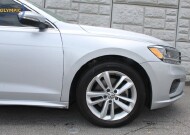 2020 Volkswagen Passat in Decatur, GA 30032 - 2426096 11