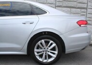 2020 Volkswagen Passat in Decatur, GA 30032 - 2426096 10