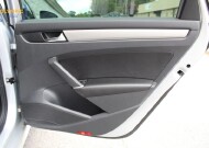 2020 Volkswagen Passat in Decatur, GA 30032 - 2426096 41