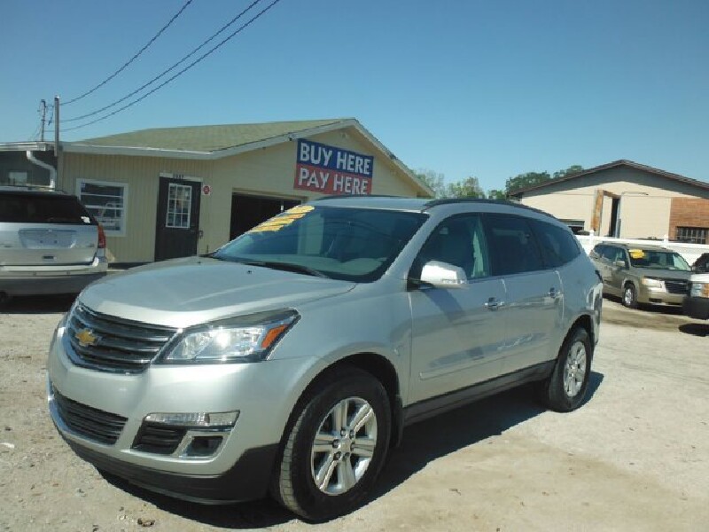 2014 Chevrolet Traverse in WEEKI WACHEE, FL 34614 - 2438354