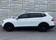 2018 Volkswagen Tiguan in Decatur, GA 30032 - 2440637 7