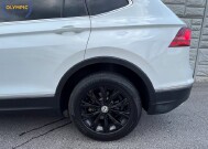 2018 Volkswagen Tiguan in Decatur, GA 30032 - 2440637 10
