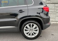 2013 Volkswagen Tiguan in Decatur, GA 30032 - 2448006 3
