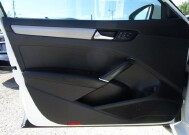 2021 Volkswagen Passat in Tampa, FL 33604-6914 - 2456272 16