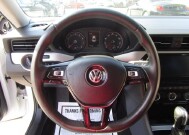 2021 Volkswagen Passat in Tampa, FL 33604-6914 - 2456272 5
