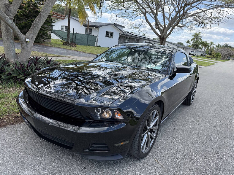 2012 Ford Mustang in Hollywood, FL 33023-1906 - 2459355