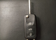 2015 Volkswagen Eos in Jackson, MS 39211 - 2459433 32